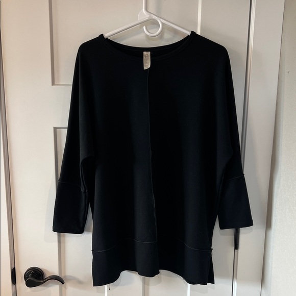 SPANX Tops - Spanx Black Oversized Tunic Top Womens Medium Relaxed Fit Minimalist